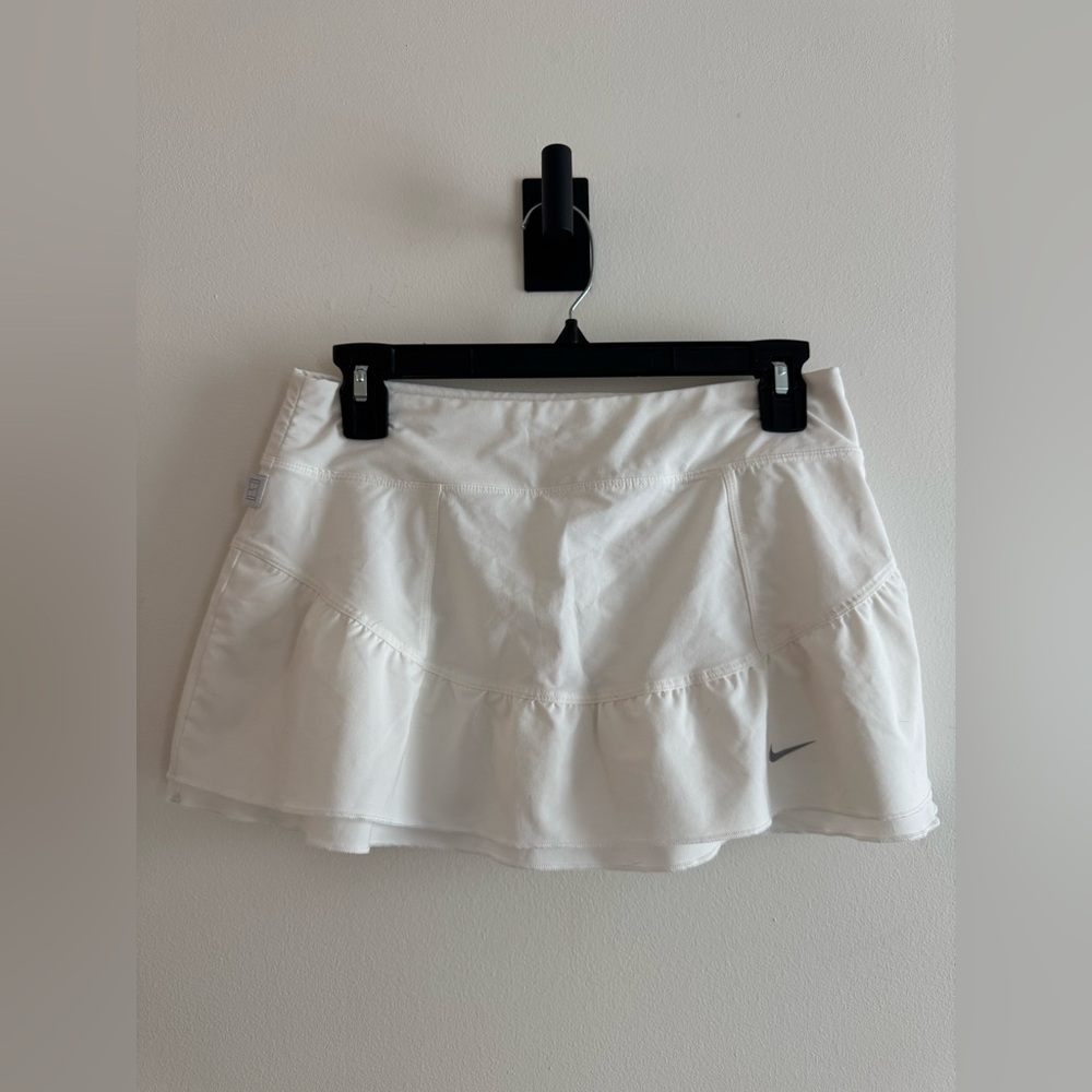 Nike Dri-FIT White Tennis Skirt